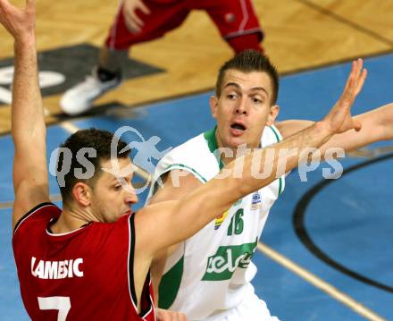 Basketball Bundesliga. Woerthersee Piraten gegen WBC Kraftwerk Wels. Rasid Mahalbasic (Piraten), Davor Lamesic (Wels). Klagenfurt, am 31.10.2009.
Foto: Kuess

---
pressefotos, pressefotografie, kuess, qs, qspictures, sport, bild, bilder, bilddatenbank