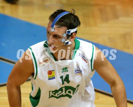 Basketball Bundesliga. Woerthersee Piraten gegen WBC Kraftwerk Wels. Maxi Kunovjanek (Piraten). Klagenfurt, am 31.10.2009.
Foto: Kuess

---
pressefotos, pressefotografie, kuess, qs, qspictures, sport, bild, bilder, bilddatenbank