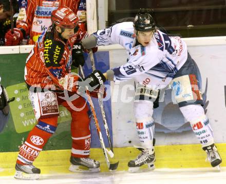 EBEL. Eishockey Bundesliga. KAC gegen Alba Volan SAPA Fehervar. TORY Jeffrey (KAC), SOFRON Istvan (Alba Volan). Klagenfurt, am 17.1.2010.
Foto: Kuess

---
pressefotos, pressefotografie, kuess, qs, qspictures, sport, bild, bilder, bilddatenbank