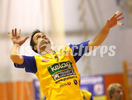 Volleyball GM Capital Challenge Cup. SK Aich/Dob (AUT) gegen VC Euphony Asse-Lennik (BEL).  Miha Kosl (Aich/Dob). Prevalje, 11.2.2010. 
Foto: Kuess

---
pressefotos, pressefotografie, kuess, qs, qspictures, sport, bild, bilder, bilddatenbank