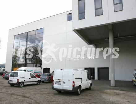 Fussball. Sportstaette, Sportstaetten. Sportpark. Mehrzweckhalle. Klagenfurt, am 14.10.2009.
Foto: Nadja Kuess
---
pressefotos, pressefotografie, kuess, qs, qspictures, sport, bild, bilder, bilddatenbank