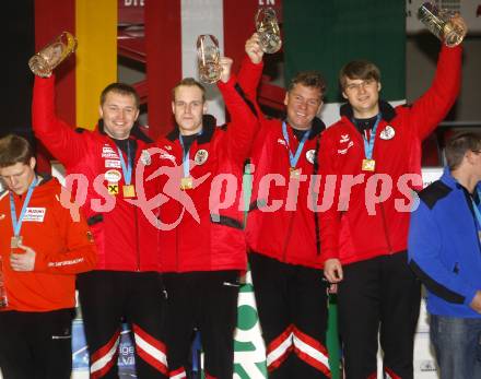 Stocksport. Eisschiessen. IFI Eisstock Europameisterschaften. Zielwettbewerb. Thomas Fuchs, Andre Roman Brunner, Bernd Fischer, Franz Roth. Klagenfurt, am 3.3.2010.
Foto: Kuess
---
pressefotos, pressefotografie, kuess, qs, qspictures, sport, bild, bilder, bilddatenbank
