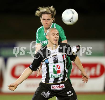 Fussball Regionalliga. SK St. Andrae/Lavanttal gegen FC Superfund Pasching. Stefan Korepp (St. Andrae/Lavanttal), Bernhard Morgenthaler (Pasching). Wolfsberg, 26.3.2010.
Foto: Kuess
---
pressefotos, pressefotografie, kuess, qs, qspictures, sport, bild, bilder, bilddatenbank