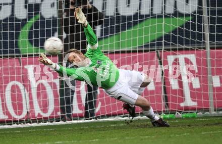 Fussball Bundesliga. SK Austria Kaernten gegen SK Rapid Wien. Andreas Schranz (Kaernten). Klagenfurt, am 27.3.2010.
Foto: Kuess
---
pressefotos, pressefotografie, kuess, qs, qspictures, sport, bild, bilder, bilddatenbank