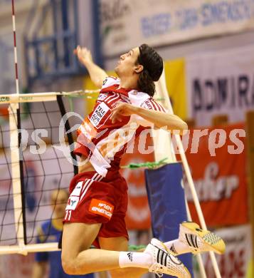 Volleyball. AVL-Halbfinale. SK Posojilnica Aich/Dob gegen hotVolleys. NAGY Peter, (hotVolleys). Prevalje, 1.4.2010
Foto: Kuess 

---
pressefotos, pressefotografie, kuess, qs, qspictures, sport, bild, bilder, bilddatenbank