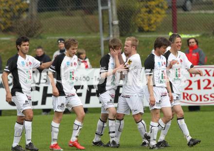 Fussball. Kaerntner Liga. ATSV Wolfsberg gegen SK St. Andrae/Lavanttal 1b.  Jubel  (St. Andrae). Wolfsberg, 5.4.2010.
Foto: Kuess
---
pressefotos, pressefotografie, kuess, qs, qspictures, sport, bild, bilder, bilddatenbank