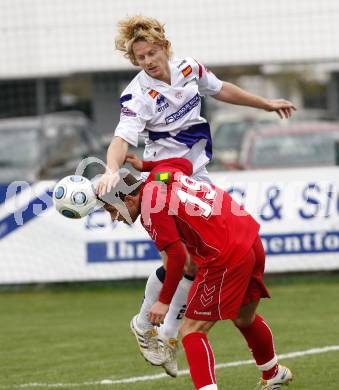 Fussball. Regionalliga. SAK gegen St. Florian.  Isopp Johannes (SAK), Schmidl Manuel (St. Florian). Klagenfurt, 10.4.2010.
Foto: Kuess
---
pressefotos, pressefotografie, kuess, qs, qspictures, sport, bild, bilder, bilddatenbank