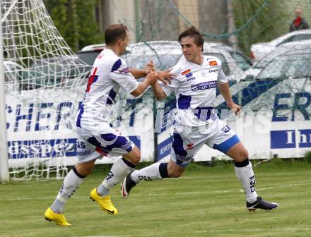 Fussball. Regionalliga. SAK Celovec/Klagenfurt gegen SC St. Stefan/Lav..  Torjubel Dlopst Christian, Triplat Grega (SAK). Klagenfurt, 8.5.2010. 
Foto: Kuess

---
pressefotos, pressefotografie, kuess, qs, qspictures, sport, bild, bilder, bilddatenbank