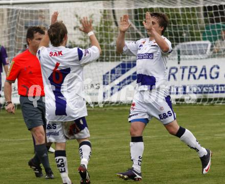 Fussball. Regionalliga. SAK Celovec/Klagenfurt gegen SC St. Stefan/Lav..  Torjubel Triplat Grega, Trattnig Martin (SAK),. Klagenfurt, 8.5.2010. 
Foto: Kuess

---
pressefotos, pressefotografie, kuess, qs, qspictures, sport, bild, bilder, bilddatenbank