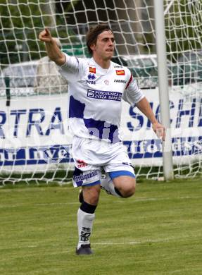Fussball. Regionalliga. SAK Celovec/Klagenfurt gegen SC St. Stefan/Lav..  Torjubel Triplat Grega (SAK). Klagenfurt, 8.5.2010. 
Foto: Kuess

---
pressefotos, pressefotografie, kuess, qs, qspictures, sport, bild, bilder, bilddatenbank