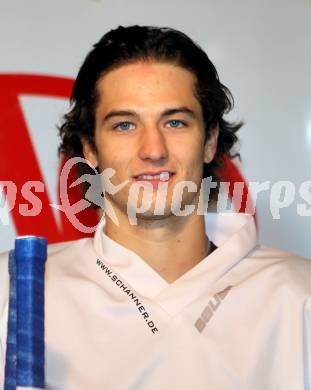 Eishockey Bundesliga. KAC. Herburger Raphael. Klagenfurt, 2.9.2010.
Foto: Kuess
---
pressefotos, pressefotografie, kuess, qs, qspictures, sport, bild, bilder, bilddatenbank