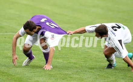 Fussball. KFV Cup. SV Ludmannsdorf gegen SK Austria Klagenfurt. Plassnig Daniel (Ludmannsdorf), Percher Alexander (Klagenfurt). Ludmannsdorf, 7.9.2010.
Foto: Kuess
---
pressefotos, pressefotografie, kuess, qs, qspictures, sport, bild, bilder, bilddatenbank
