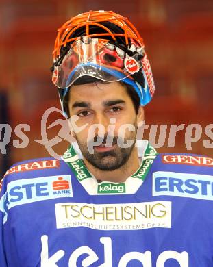 Eishockey Bundesliga. VSV. Mannschaftsfototermin. Prohaska Gert. Villach, 8.9.2010.
Foto: Kuess
---
pressefotos, pressefotografie, kuess, qs, qspictures, sport, bild, bilder, bilddatenbank