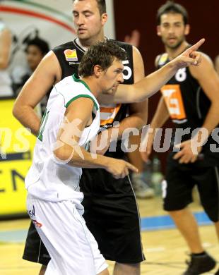 Basketball Bundesliga. Woerthersee Piraten gegen UBC Guessing Knights.  Selmir Husanovic (Piraten). Klagenfurt, 2.10.2010.
Foto:  Kuess

---
pressefotos, pressefotografie, kuess, qs, qspictures, sport, bild, bilder, bilddatenbank