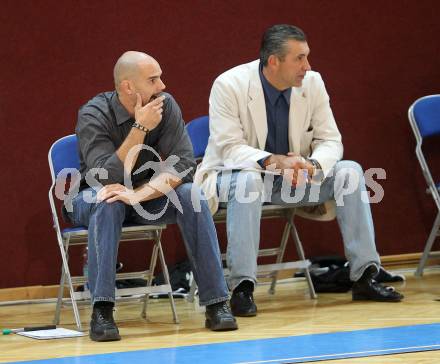 Basketball Bundesliga. Woerthersee Piraten gegen UBC Guessing Knights.  Joachim Buggelsheim, Emir Osmanovic (Piraten). Klagenfurt, 2.10.2010.
Foto:  Kuess

---
pressefotos, pressefotografie, kuess, qs, qspictures, sport, bild, bilder, bilddatenbank