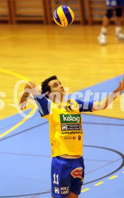 Volleyball. Aich/Dob gegen ACH Bled. Jure Kasnik (Aich). Prevalje, 9.10.2010.
Foto: Kuess
---
pressefotos, pressefotografie, kuess, qs, qspictures, sport, bild, bilder, bilddatenbank