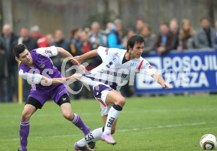 Fussball Regionalliga. SAK gegen SK Austria Klagenfurt. Murat Veliu (SAK), Stephan Buergler (Austria). Klagenfurt, am 16.10.2010.
Foto: Kuess
---
pressefotos, pressefotografie, kuess, qs, qspictures, sport, bild, bilder, bilddatenbank