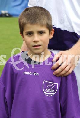 Fussball Regionalliga. SAK gegen SK Austria Klagenfurt. Nachwuchsfussballer U 9  (Austria) . Klagenfurt, am 16.10.2010.
Foto: Kuess
---
pressefotos, pressefotografie, kuess, qs, qspictures, sport, bild, bilder, bilddatenbank