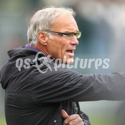 Fussball Regionalliga. SAK gegen SK Austria Klagenfurt. Trainer Walter Schoppitsch (Austria). Klagenfurt, am 16.10.2010.
Foto: Kuess
---
pressefotos, pressefotografie, kuess, qs, qspictures, sport, bild, bilder, bilddatenbank
