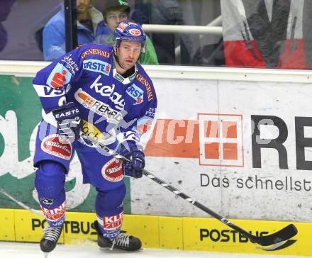 EBEL. Eishockey Bundesliga. EC Pasut VSV gegen Olimpija Ljubljana  (Laibach). Tomaz Razingar (VSV). Villach, am 8.10.2010.
Foto: Kuess 


---
pressefotos, pressefotografie, kuess, qs, qspictures, sport, bild, bilder, bilddatenbank