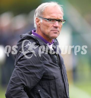 Fussball Regionalliga. SAK gegen SK Austria Klagenfurt. Trainer Walter Schoppitsch (Austria). Klagenfurt, am 16.10.2010.
Foto: Kuess
---
pressefotos, pressefotografie, kuess, qs, qspictures, sport, bild, bilder, bilddatenbank