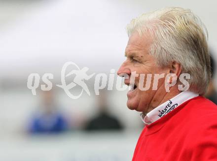 Fussball Regionalliga. SAK gegen SK Austria Klagenfurt. Trainer Alois Jagodic (SAK). Klagenfurt, am 16.10.2010.
Foto: Kuess
---
pressefotos, pressefotografie, kuess, qs, qspictures, sport, bild, bilder, bilddatenbank