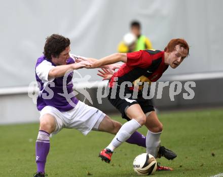 Fussball. Regionalliga. SK SAustria Klagenfurt gegen LASK Juniors. Martin Tschernuth (Klagenfurt), Dominik Stadlbauer (LASK). Klagenfurt, 23.10.2010.
Foto: Kuess
---
pressefotos, pressefotografie, kuess, qs, qspictures, sport, bild, bilder, bilddatenbank