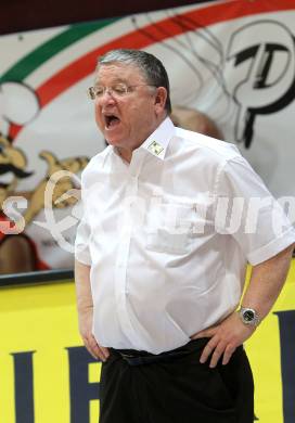 Basketball Bundesliga. Woerthersee Piraten gegenBSC Raiffeisen Fuerstenfeld Panthers.  Trainer Bob Gonnen  (Fuerstenfeld). Klagenfurt, 24.10.2010.
Foto:  Kuess

---
pressefotos, pressefotografie, kuess, qs, qspictures, sport, bild, bilder, bilddatenbank