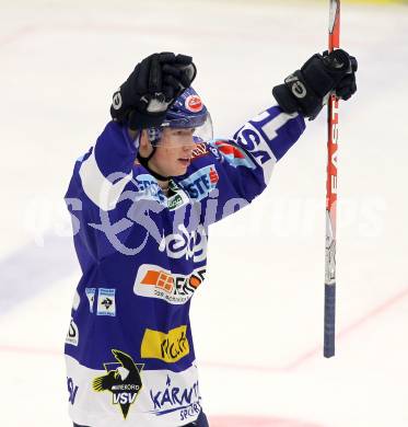 EBEL. Eishockey Bundesliga. VSV gegen KAC. Torjubel Michael Raffl (VSV). Villach, am 29.10.2010.
Foto: Nadja Kuess 

---
pressefotos, pressefotografie, kuess, qs, qspictures, sport, bild, bilder, bilddatenbank