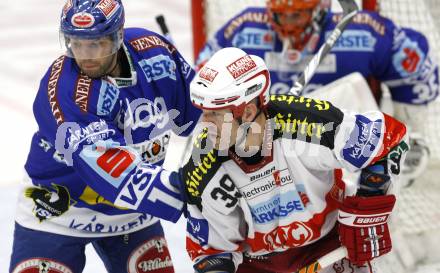 EBEL. Eishockey Bundesliga. VSV gegen KAC. Derek Damon, (VSV), Jeff Shantz (KAC). Villach, am 29.10.2010.
Foto: Nadja Kuess 

---
pressefotos, pressefotografie, kuess, qs, qspictures, sport, bild, bilder, bilddatenbank