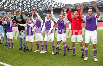 Fussball. Regionalliga. SK Austria Klagenfurt gegen Sturm Graz Amateure. Jubel Austria. Klagenfurt, 7.11.2010. 
Foto: Kuess

---
pressefotos, pressefotografie, kuess, qs, qspictures, sport, bild, bilder, bilddatenbank