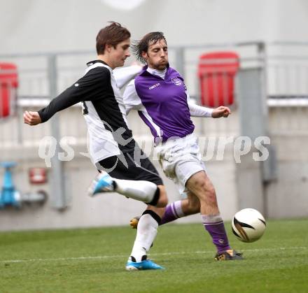 Fussball. Regionalliga. SK Austria Klagenfurt gegen Sturm Graz Amateure. Helmut Koenig (Klagenfurt), Ranftl Reinhold (Graz). Klagenfurt, 7.11.2010. 
Foto: Kuess

---
pressefotos, pressefotografie, kuess, qs, qspictures, sport, bild, bilder, bilddatenbank