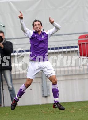 Fussball. Regionalliga. SK Austria Klagenfurt gegen Sturm Graz Amateure. Torjubel Matthias Dollinger (Klagenfurt). Klagenfurt, 7.11.2010. 
Foto: Kuess

---
pressefotos, pressefotografie, kuess, qs, qspictures, sport, bild, bilder, bilddatenbank