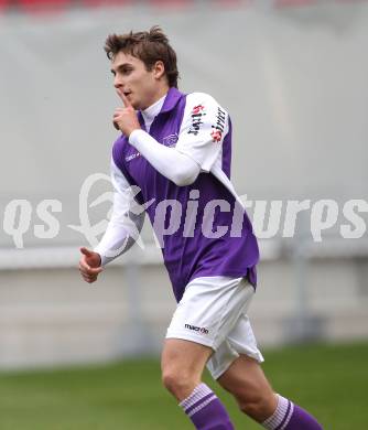 Fussball. Regionalliga. SK Austria Klagenfurt gegen Sturm Graz Amateure. Jakob Orgonyi (Klagenfurt). Klagenfurt, 7.11.2010. 
Foto: Kuess

---
pressefotos, pressefotografie, kuess, qs, qspictures, sport, bild, bilder, bilddatenbank