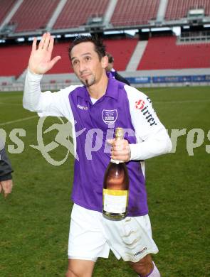 Fussball. Regionalliga. SK Austria Klagenfurt gegen Sturm Graz Amateure. Matthias Dollinger  (Klagenfurt). Klagenfurt, 7.11.2010. 
Foto: Kuess

---
pressefotos, pressefotografie, kuess, qs, qspictures, sport, bild, bilder, bilddatenbank