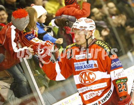 EBEL. Eishockey Bundesliga. KAC gegen VSV. Mike Siklenka (KAC). Klagenfurt, am 4.2.2011.
Foto: Kuess 

---
pressefotos, pressefotografie, kuess, qs, qspictures, sport, bild, bilder, bilddatenbank