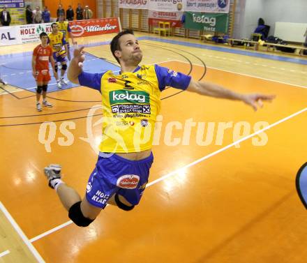 Volleyball. Challenge Cup. SK Aich/Dob gegen Arkas Izmir (TUR). Kosl Miha (Aich/Dob). Prevalje, 22.2.2011.
Foto: Kuess

---
pressefotos, pressefotografie, kuess, qs, qspictures, sport, bild, bilder, bilddatenbank