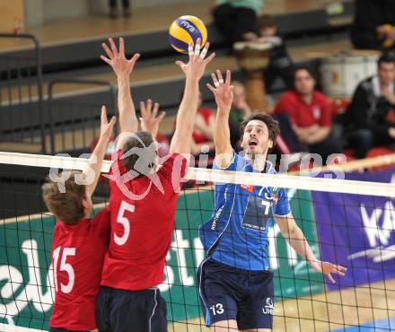 Volleyball AVL. VBL Woerthersee Loewen gegen Hypo Tirol Volleyballteam. Jacob Rosener, Matthew Adler (Loewen), Jan Svoboda (Tirol). Klagenfurt, am 5.3.2011.
Foto: Kuess 
---
pressefotos, pressefotografie, kuess, qs, qspictures, sport, bild, bilder, bilddatenbank