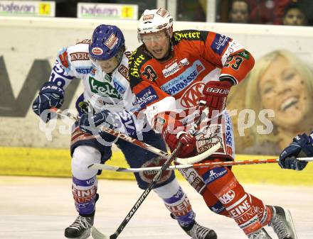 EBEL. Eishockey Bundesliga. KAC gegen VSV. Mike Siklenka, (KAC),  Stefan Bacher (VSV). Klagenfurt, am 15.3.2011.
Foto: Kuess 

---
pressefotos, pressefotografie, kuess, qs, qspictures, sport, bild, bilder, bilddatenbank