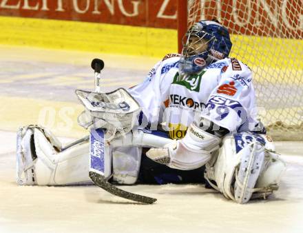 EBEL. Eishockey Bundesliga. KAC gegen VSV. Bernhard Starkbaum (VSV). Klagenfurt, am 20.3.2011.
Foto: Kuess 

---
pressefotos, pressefotografie, kuess, qs, qspictures, sport, bild, bilder, bilddatenbank