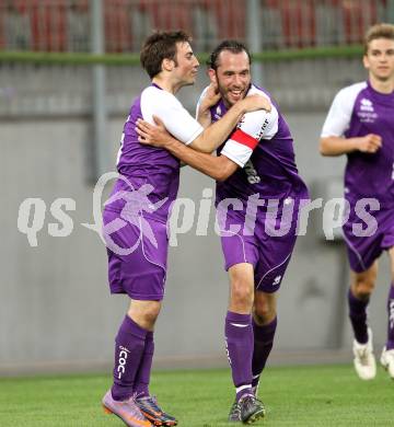Fussball. Regionalliga. SK Austria Klagenfurt gegen SAK. Torjubel Christian Prawda, Helmut Koenig (Klagenfurt). Klagenfurt, 13.5.2011.
Foto: Kuess
---
pressefotos, pressefotografie, kuess, qs, qspictures, sport, bild, bilder, bilddatenbank