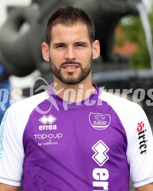 Fussball Regionalliga. Mannschaftsfototermin SK Austria Klagenfurt. Oliver Pusztai. Klagenfurt, am 31.7.2011.
Foto: Kuess
---
pressefotos, pressefotografie, kuess, qs, qspictures, sport, bild, bilder, bilddatenbank