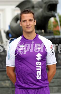 Fussball Regionalliga. Mannschaftsfototermin SK Austria Klagenfurt. Thomas Pirker. Klagenfurt, am 31.7.2011.
Foto: Kuess
---
pressefotos, pressefotografie, kuess, qs, qspictures, sport, bild, bilder, bilddatenbank
