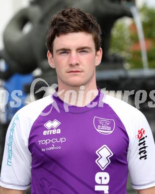 Fussball Regionalliga. Mannschaftsfototermin SK Austria Klagenfurt. Martin Tschernuth. Klagenfurt, am 31.7.2011.
Foto: Kuess
---
pressefotos, pressefotografie, kuess, qs, qspictures, sport, bild, bilder, bilddatenbank