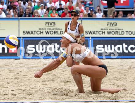 Beachvolleyball Grand Slam. SCHWAIGER Stefanie, SCHWAIGER Doris (AUT). Klagenfurt, 5.8.2011
Foto: Kuess

---
pressefotos, pressefotografie, kuess, qs, qspictures, sport, bild, bilder, bilddatenbank