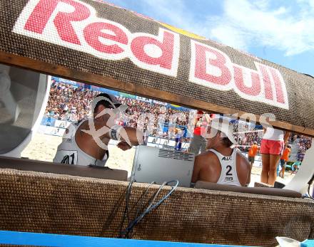 Beachvolleyball Grand Slam. DOPPLER Clemens, MELLITZER Matthias (AUT). Klagenfurt, 5.8.2011
Foto: Kuess

---
pressefotos, pressefotografie, kuess, qs, qspictures, sport, bild, bilder, bilddatenbank
