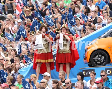 Beachvolleyball Grand Slam. Fans. Klagenfurt, 5.8.2011
Foto: Kuess

---
pressefotos, pressefotografie, kuess, qs, qspictures, sport, bild, bilder, bilddatenbank