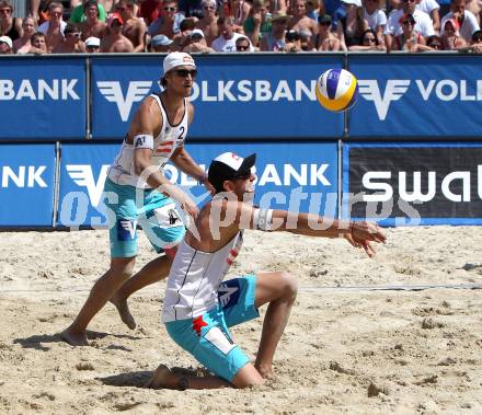 Beachvolleyball Grand Slam. DOPPLER Clemens, MELLITZER Matthias (AUT). Klagenfurt, 5.8.2011
Foto: Kuess

---
pressefotos, pressefotografie, kuess, qs, qspictures, sport, bild, bilder, bilddatenbank