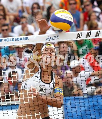 Beachvolleyball Grand Slam. SCHWAIGER Stefanie,  (AUT). Klagenfurt, 5.8.2011
Foto: Kuess

---
pressefotos, pressefotografie, kuess, qs, qspictures, sport, bild, bilder, bilddatenbank