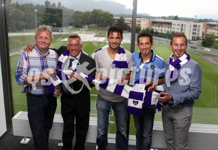 Fussball. SK Austria Klagenfurt. Willi Schellander, Matthias Dollinger sen., Dietmar Thuller, Heimo Vorderegger, Matthias Dollinger jun.. Klagenfurt, 8.8.2011.
Foto: Kuess
---
pressefotos, pressefotografie, kuess, qs, qspictures, sport, bild, bilder, bilddatenbank